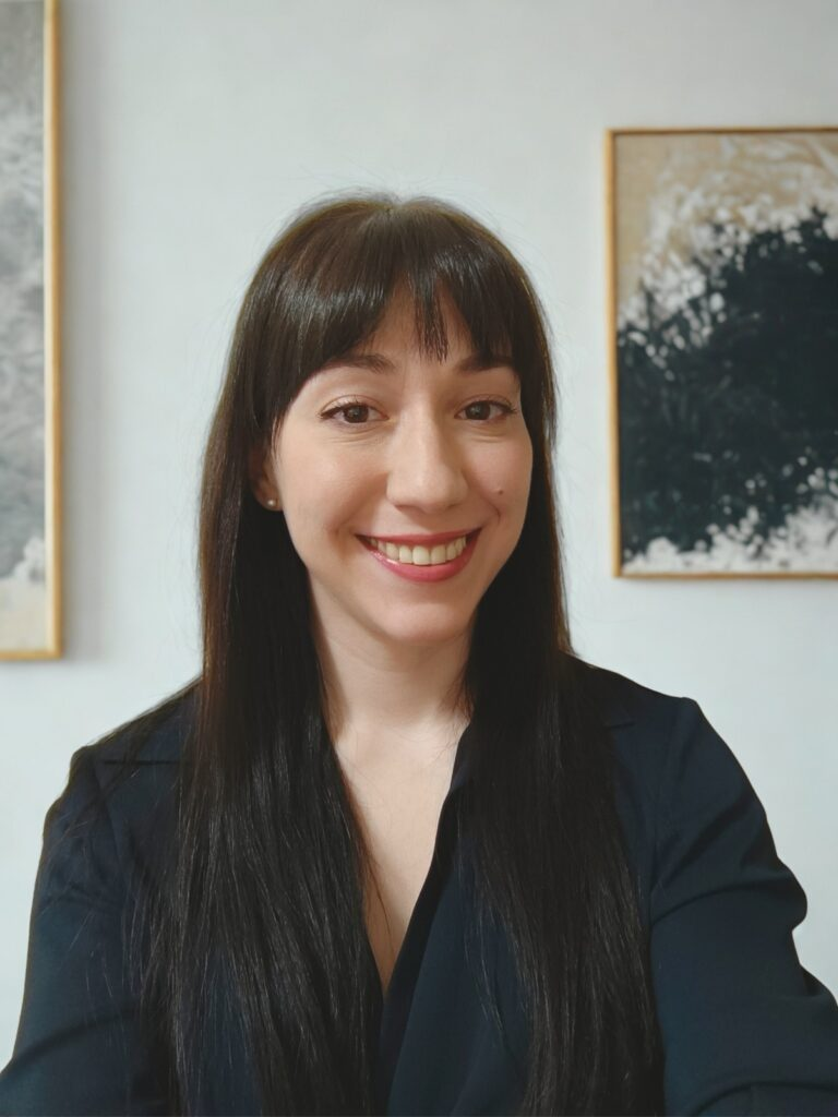 Cristina Recobeni en su espacio de psicoterapia online